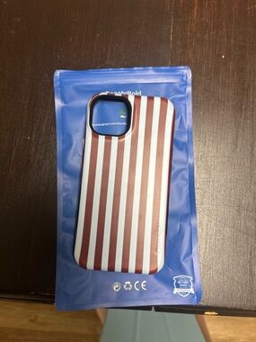 Casely IPhone 14 case, brown and blue